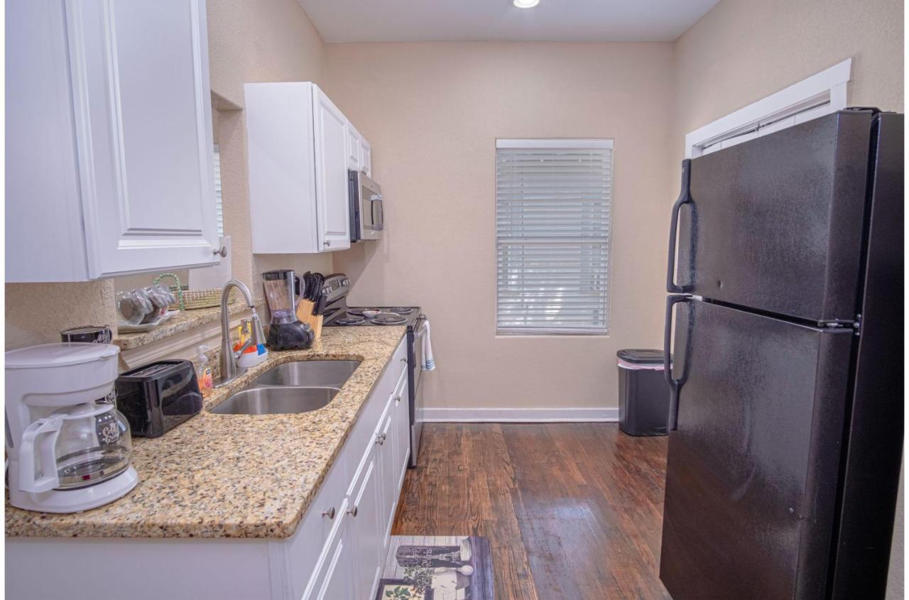 Fabulous Newly Renovated 1Br1Ba Near Downtown Lejlighed San Antonio Eksteriør billede
